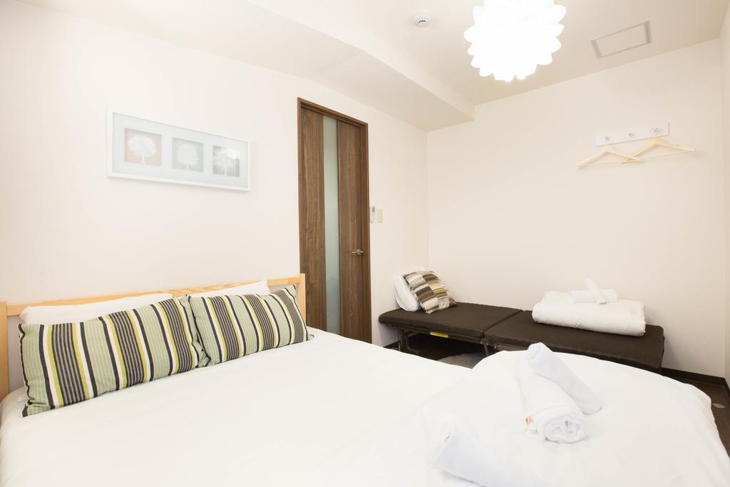 Sakuragawa House Apartment Осака Екстериор снимка